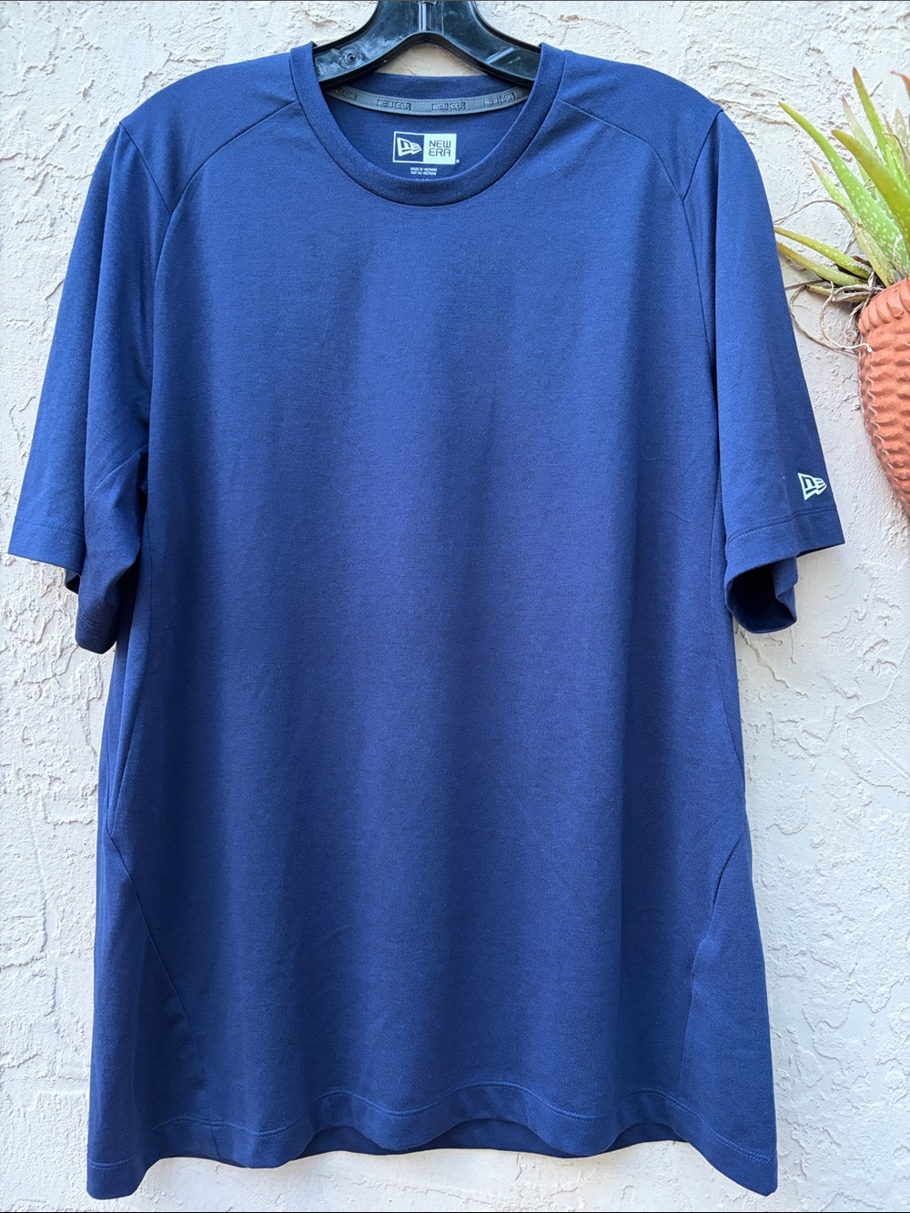 New Era Men's Navy Soft Short Sleeve Performance Tee.  Beautiful blue!